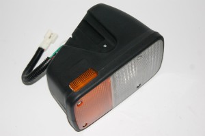 LAMPA HALOGENOWA PRZEDNIA TOYOTA 8FG LEWA