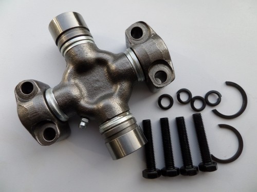 KRZYŻAK NAPĘDU WAŁU TOYOTA 5,6,7 FG25 37201-23320-71