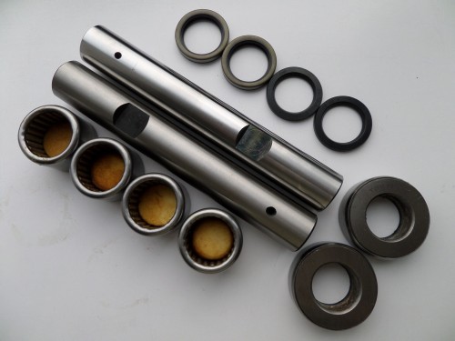 ZESTAW NAPRAWCZY ZWROTNICY TOYOTA 7FG/FD TYP A