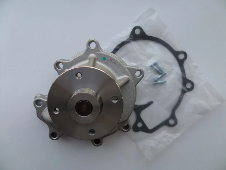 POMPA WODY NISSAN TB42