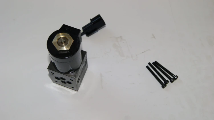 CEWKA KIERUNKU JAZDY KOMATSU FG 25-14