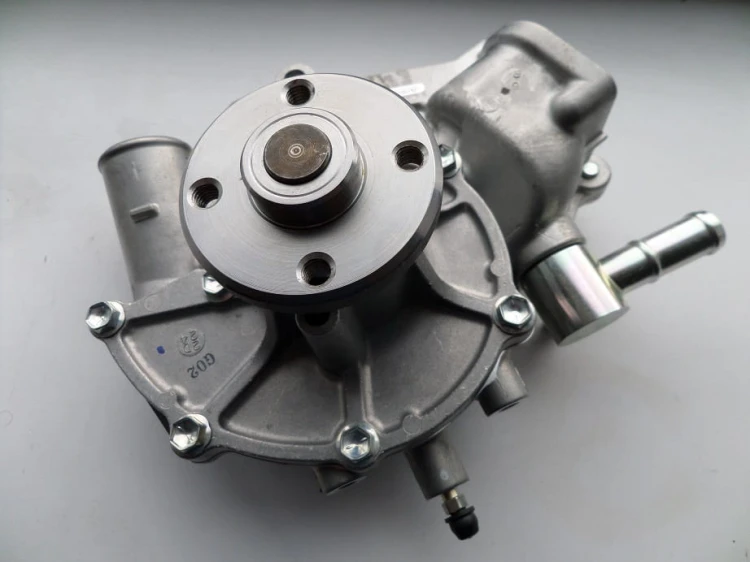 POMPA WODY KOMPLETNA TOYOTA 4Y 7FG 8FG