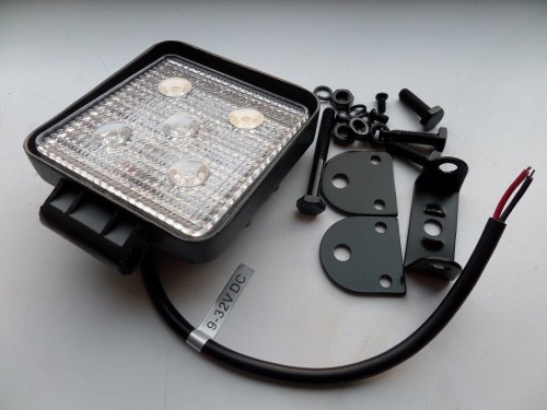 LAMPA ROBOCZA LED 12-32 V