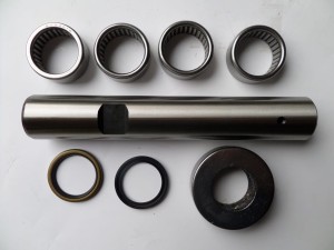 ZESTAW NAPRAWCZY SWORZNIA ZWROTNICY LEWY TOYOTA 7FG40-45 