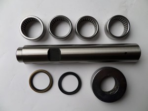 ZESTAW NAPRAWCZY SWORZNIA ZWROTNICY PRAWY TOYOTA 7FG/FD 40-45