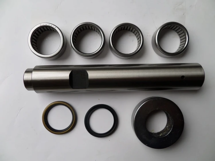 ZESTAW NAPRAWCZY SWORZNIA ZWROTNICY PRAWY TOYOTA 7FG40-45