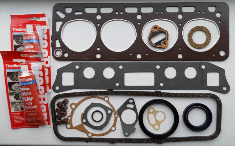 KOMPLET USZCZELEK SILNIKA NISSAN H15