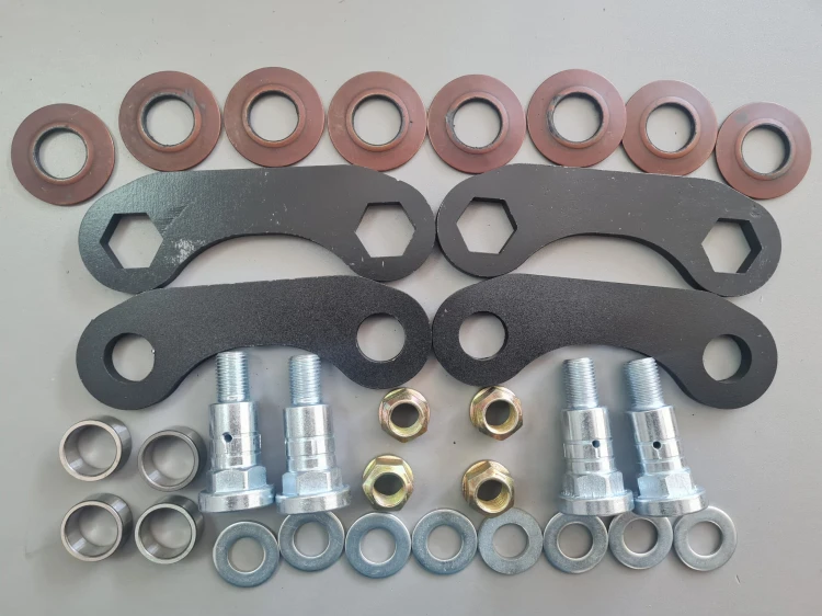 ZESTAW NAPRAWCZY ŁĄCZNIKA SKRĘTU SWORZNIE, TULEJKI TOYOTA 8FG/FD 10-28