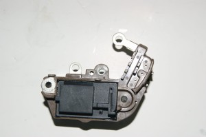 REGULATOR NAPIĘCIA TOYOTA 7FG 