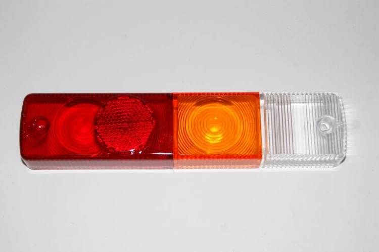 KLOSZ LAMPY TYLNEJ KOMATSU