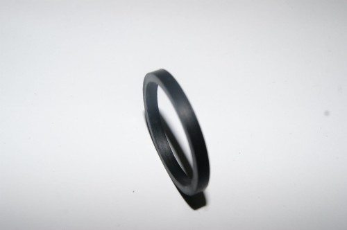 USZCZELNIACZ GNIAZDA ŚWIECY TOYOTA