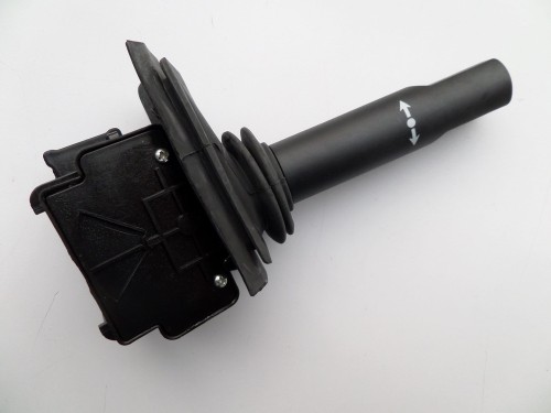 PRZEŁĄCZNIK KIERUNKU JAZDY NISSAN D01, D02