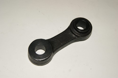 ŁĄCZNIK ZWROTNICY GÓRNY NISSAN D01