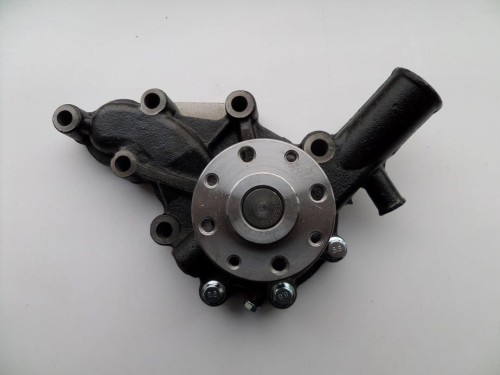 POMPA WODY ISUZU C240 TYP A 