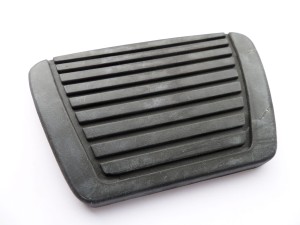 OSŁONA PEDAŁU HAMULCA NISSAN D01, D02, P1D1