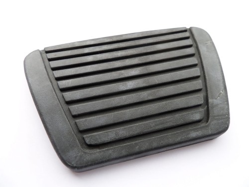 OSŁONA PEDAŁU HAMULCA NISSAN D01, D02, P1D1