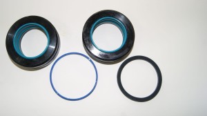 ZESTAW USZCZELNIEŃ SIŁOWNIKA SKRĘTU LINDE 325,337,351,392,393