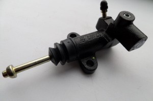 WYSPRZĘGLIK SPRZĘGŁA NISSAN J01, J02