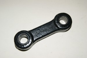 ŁĄCZNIK SIŁOWNIKA SKRĘTU DOLNY NISSAN J01