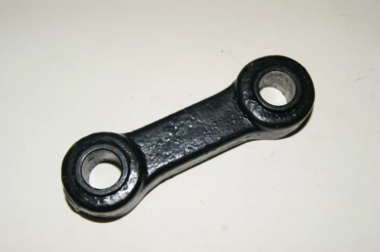 ŁĄCZNIK SIŁOWNIKA SKRĘTU NISSAN J01