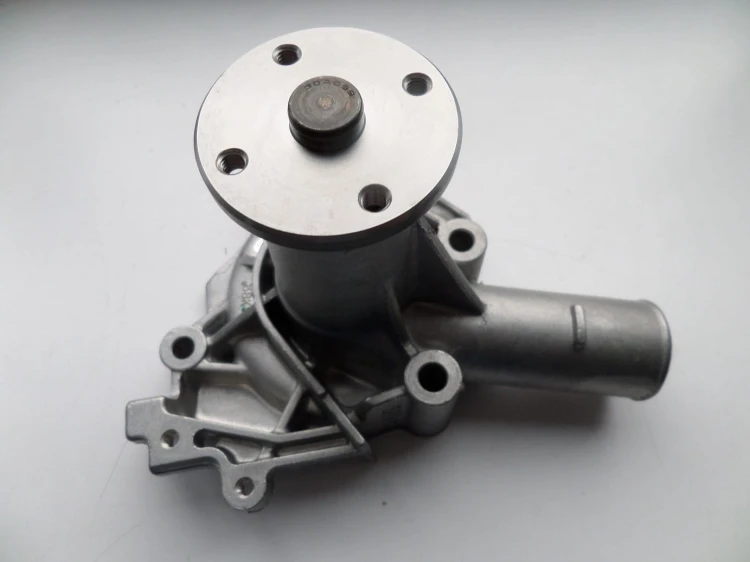 POMPA WODY MITSUBISHI 4G33