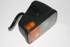 LAMPA HALOGENOWA PRZEDNIA TOYOTA 8FG PRAWA