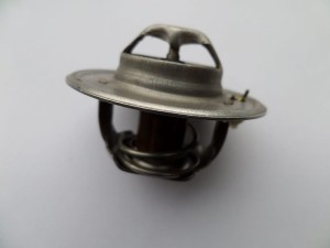 TERMOSTAT NISSAN J15 21200-G3100